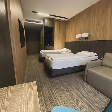 Cztery Korony Hotel 3*