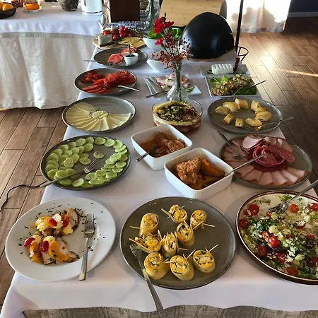 Hotel Cztery Korony Śrem