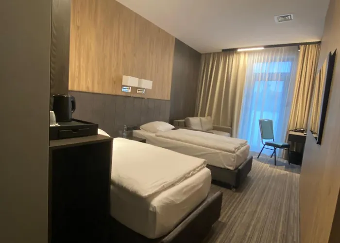 Otel Cztery Korony 3*